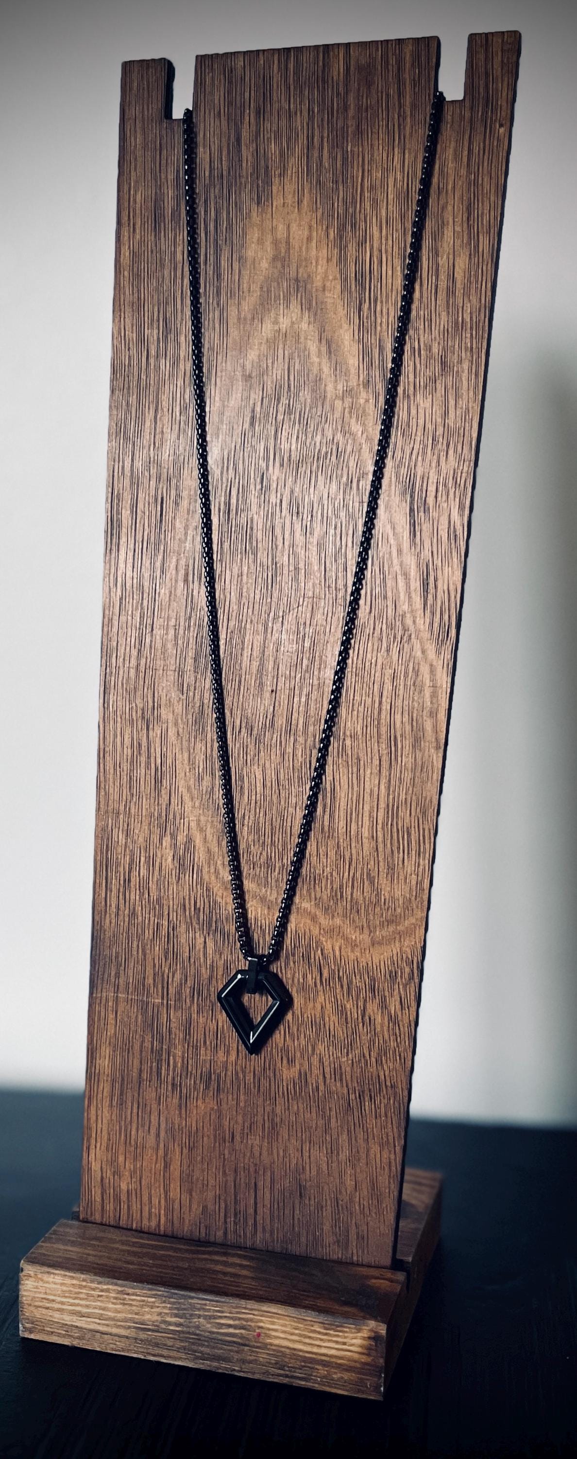 Minimalist Black Stainless Steel Arrowhead Pendant Necklace - Unisex