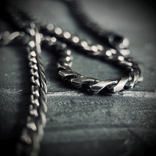Oxidised Simple Stainless Steel Matte Silver Thick Chunky Heavy Wheat Chain Necklace - Mens / Style / Minimalist - 60cm