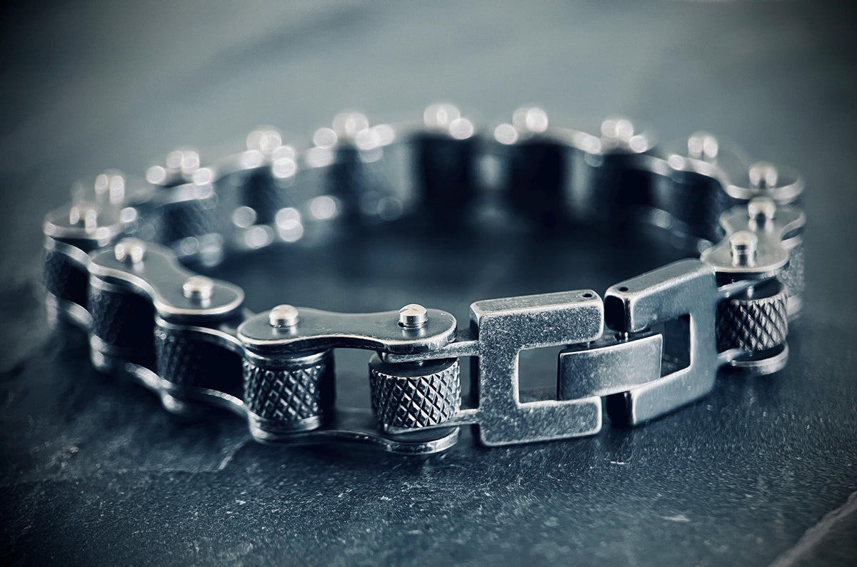 Distressed Rustic Blackened Stainless Steel 1cm Thick Chunky Classic Bike Chain Bracelet