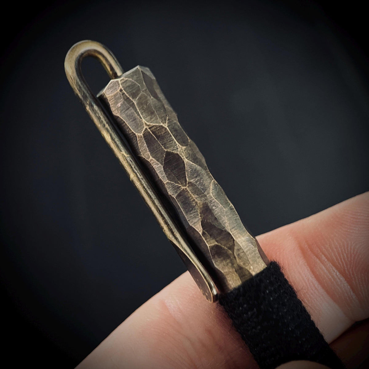 Hammered Distressed Honeycomb Pattern Ballpoint Brass Pen with Grip and Shirt Clip / Accessory / Writer / Notebook / Notes / EDC