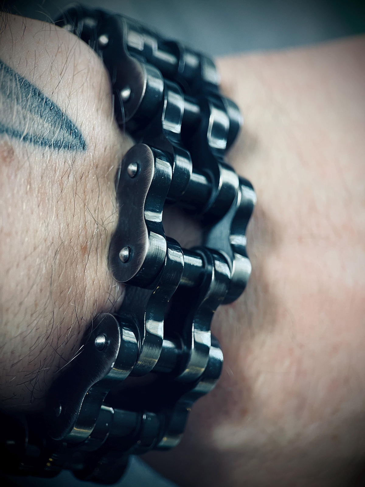 Extra Wide Heavy Chunky Oxidised Stainless Steel Bike Chain Bracelet – Vintage Blackened Finish