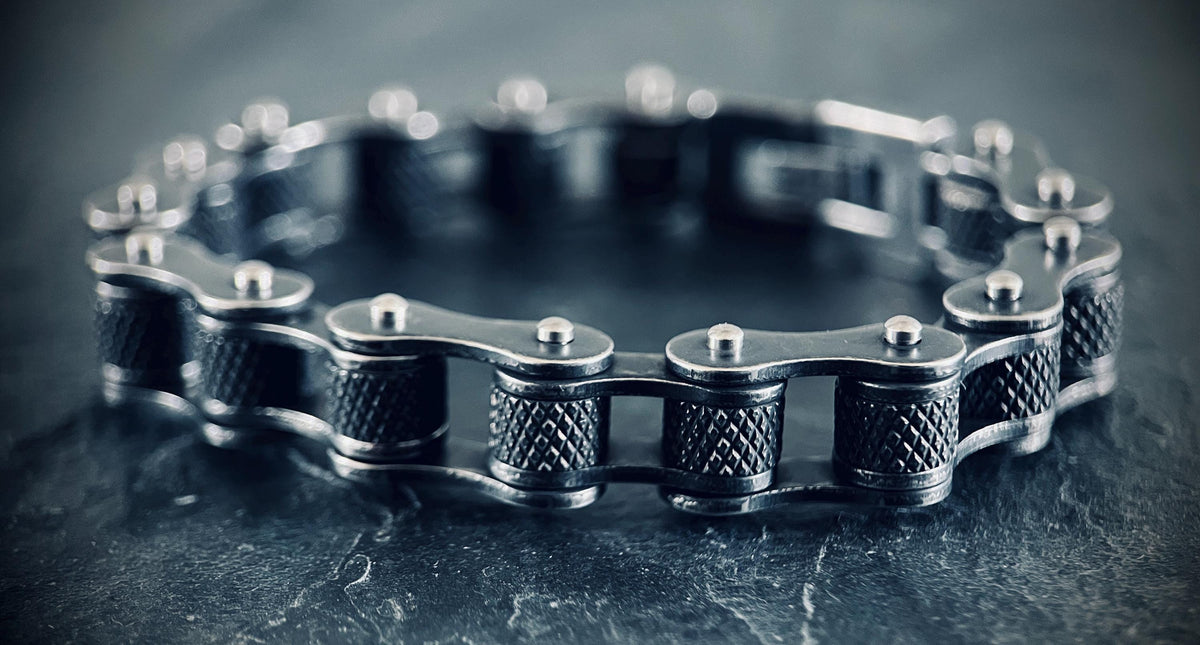Distressed Rustic Blackened Stainless Steel 1cm Thick Chunky Classic Bike Chain Bracelet