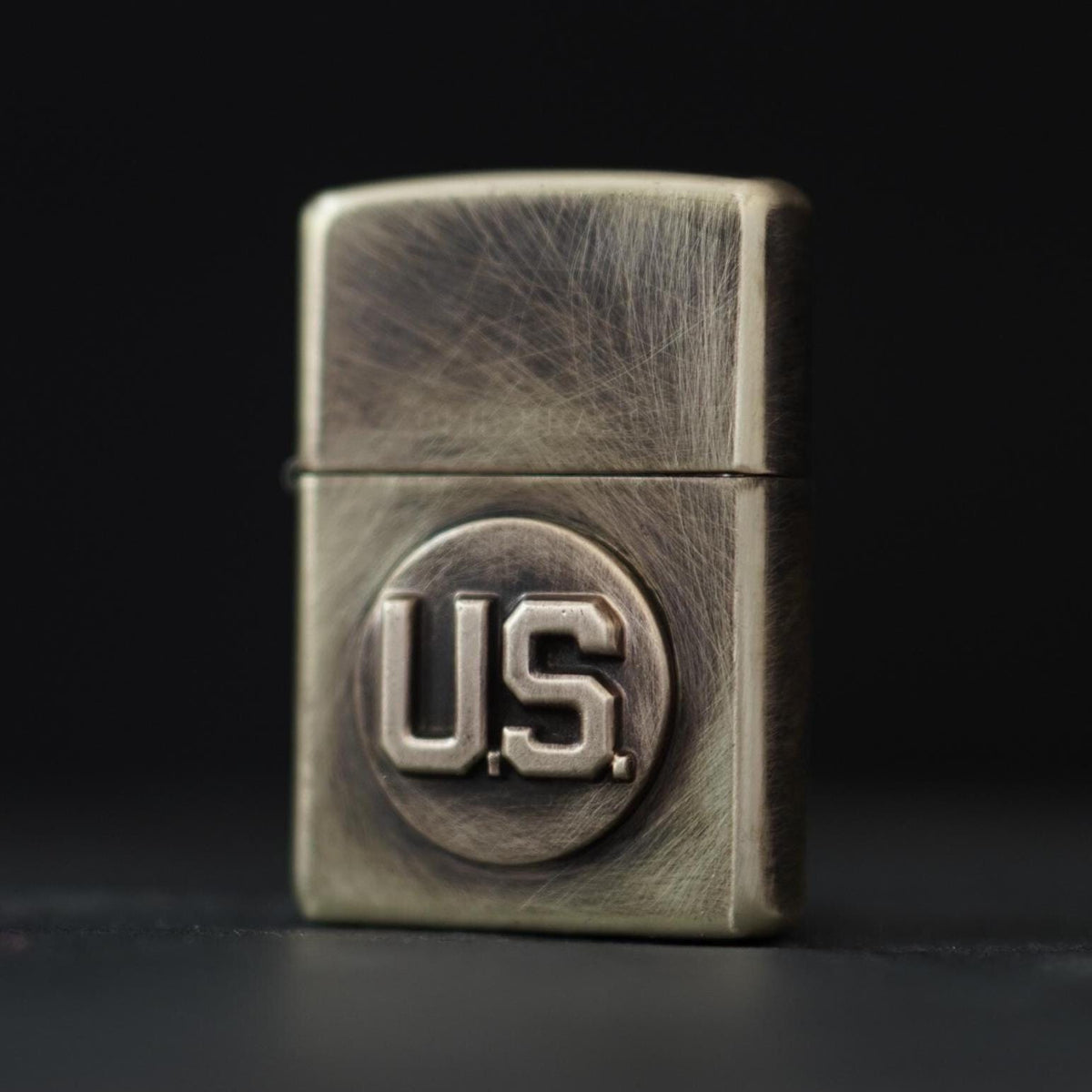 Customised Distressed & Oxidised Vintage Patina Style Solid Aged Brass Metal Zippo Lighter with U.S. Army Badge Emblem / EDC