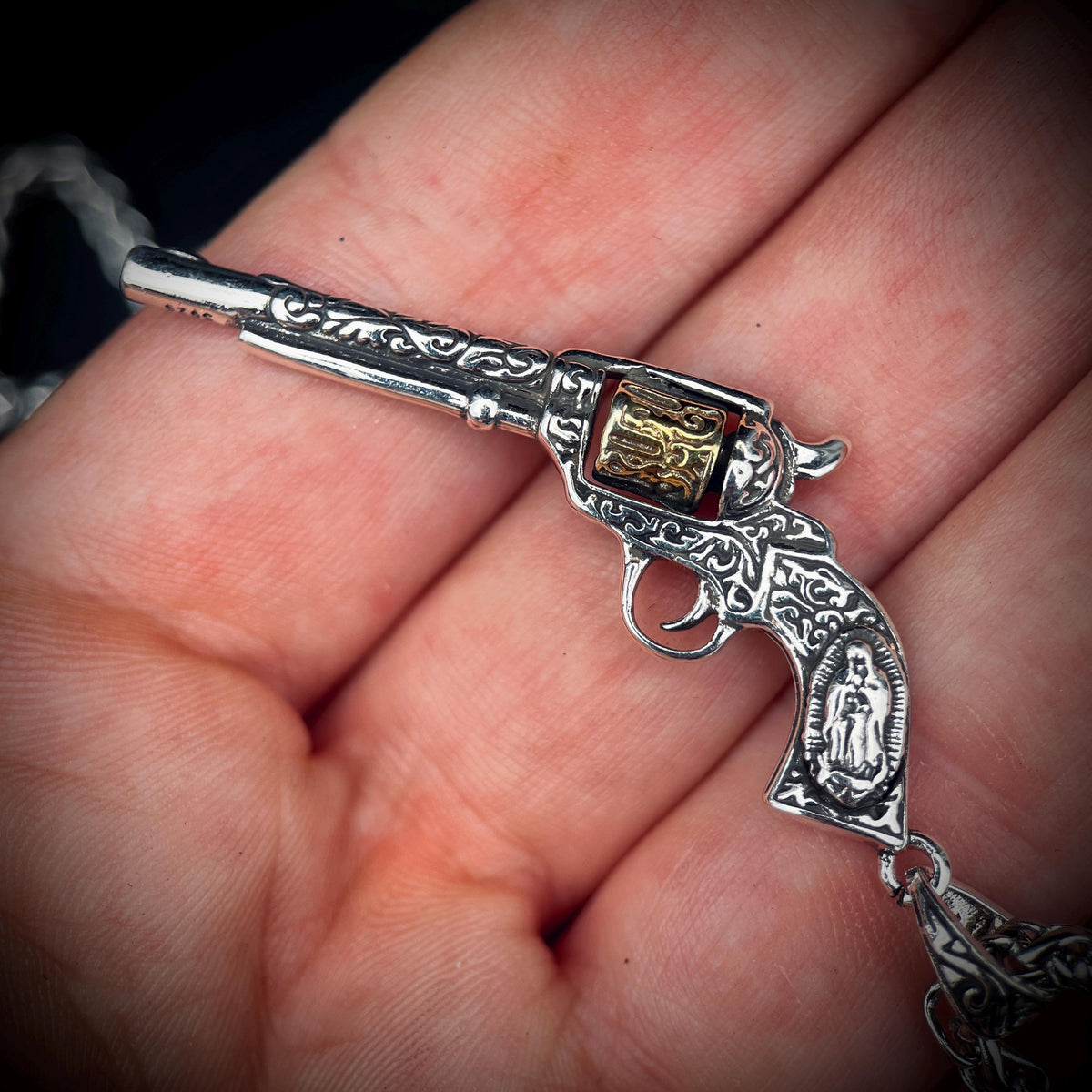 Ornate Engraved Stainless Steel Silver Outlaw Revolver Gun Pendant & Necklace Chain Gold Plated Cylinder
