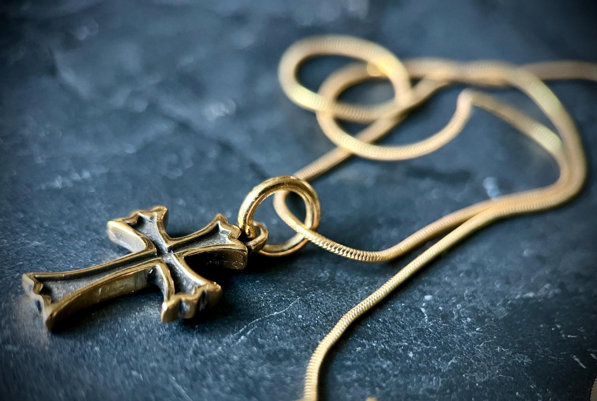 24ct Gold Handmade Small Crucifix Cross Pendant & Matching Necklace with Presentation Gift Box