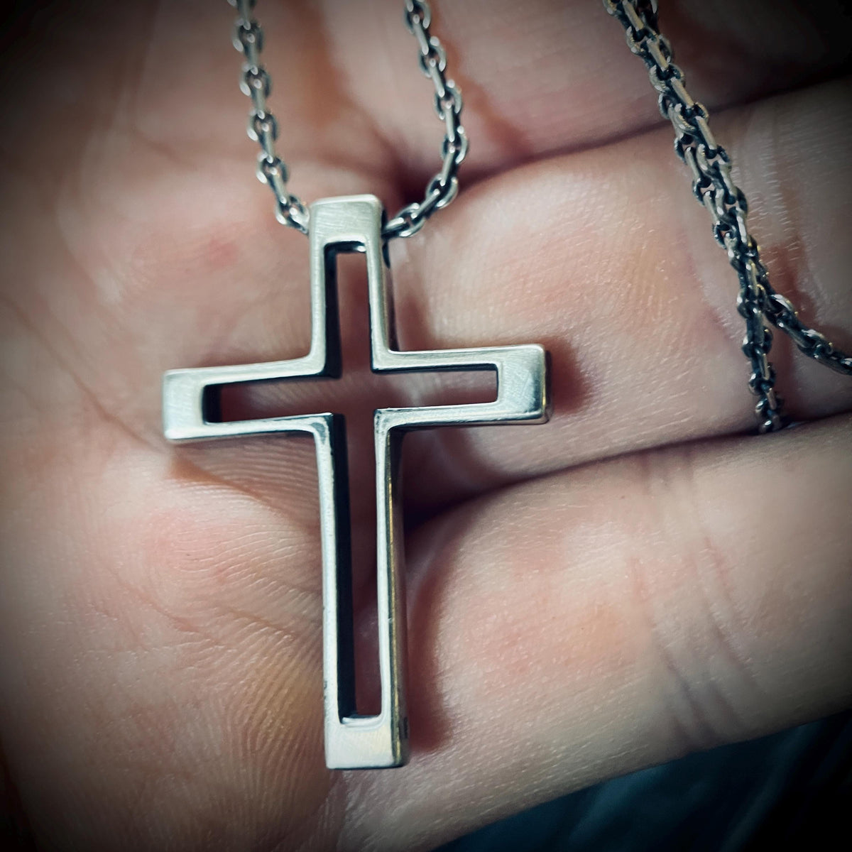 Small Minimalist Rustic Oxidised Distressed Silver Cross Crucifix Pendant & 50cm Cable Necklace Chain