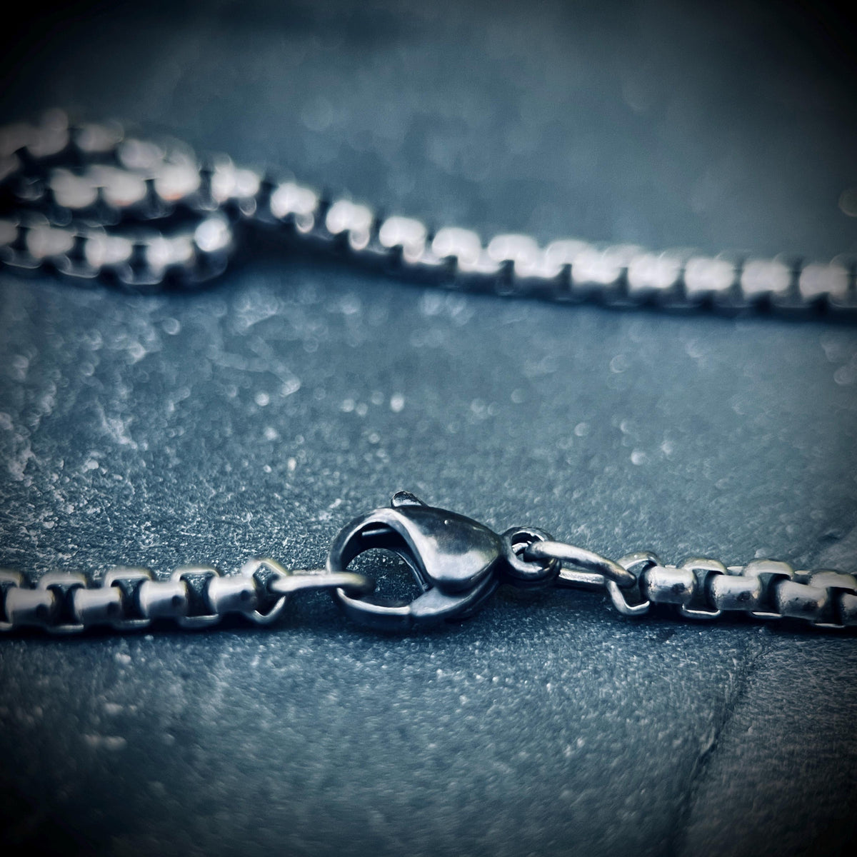 Rustic Solid Stainless Steel Blackened Silver Arrowhead Pendant & 24" Inch Matching Necklace – Oxidised and Distressed