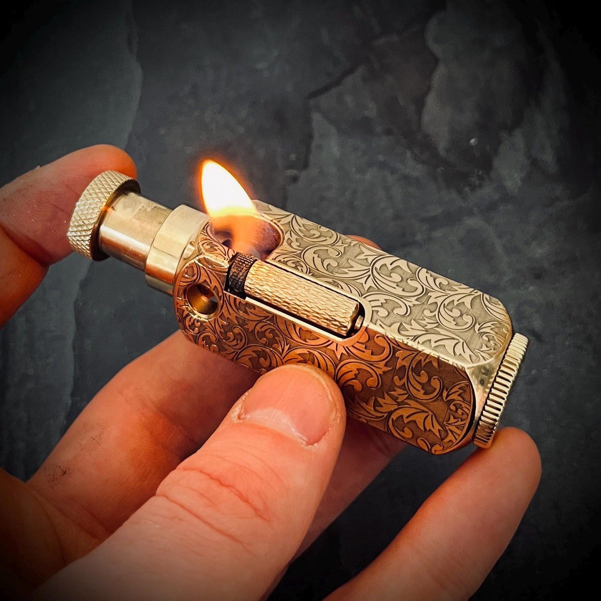 Ornate Engraved Limited Edition Heavy Duty Retro Vintage Style Smooth Solid Brass Gold Lighter