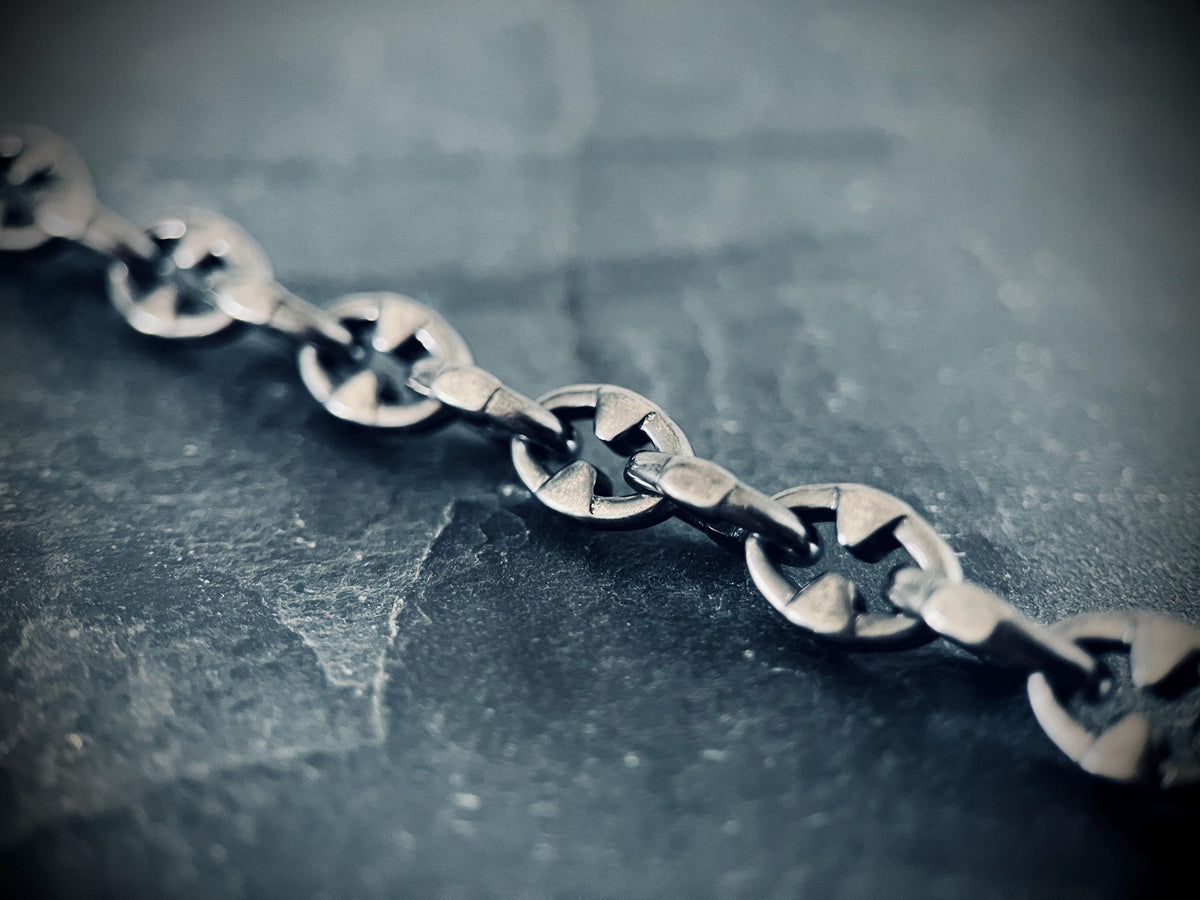 Rustic Chunky Distressed Blackened Stainless Steel Thorn Link Chain Bracelet