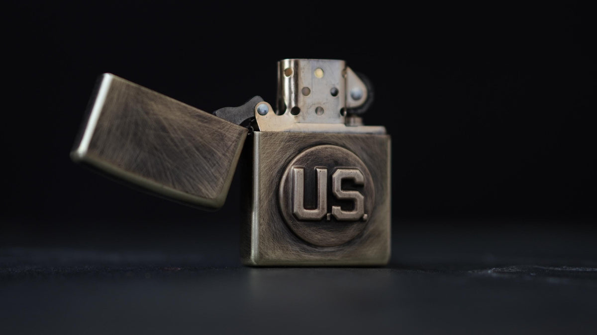 Customised Distressed & Oxidised Vintage Patina Style Solid Aged Brass Metal Zippo Lighter with U.S. Army Badge Emblem / EDC