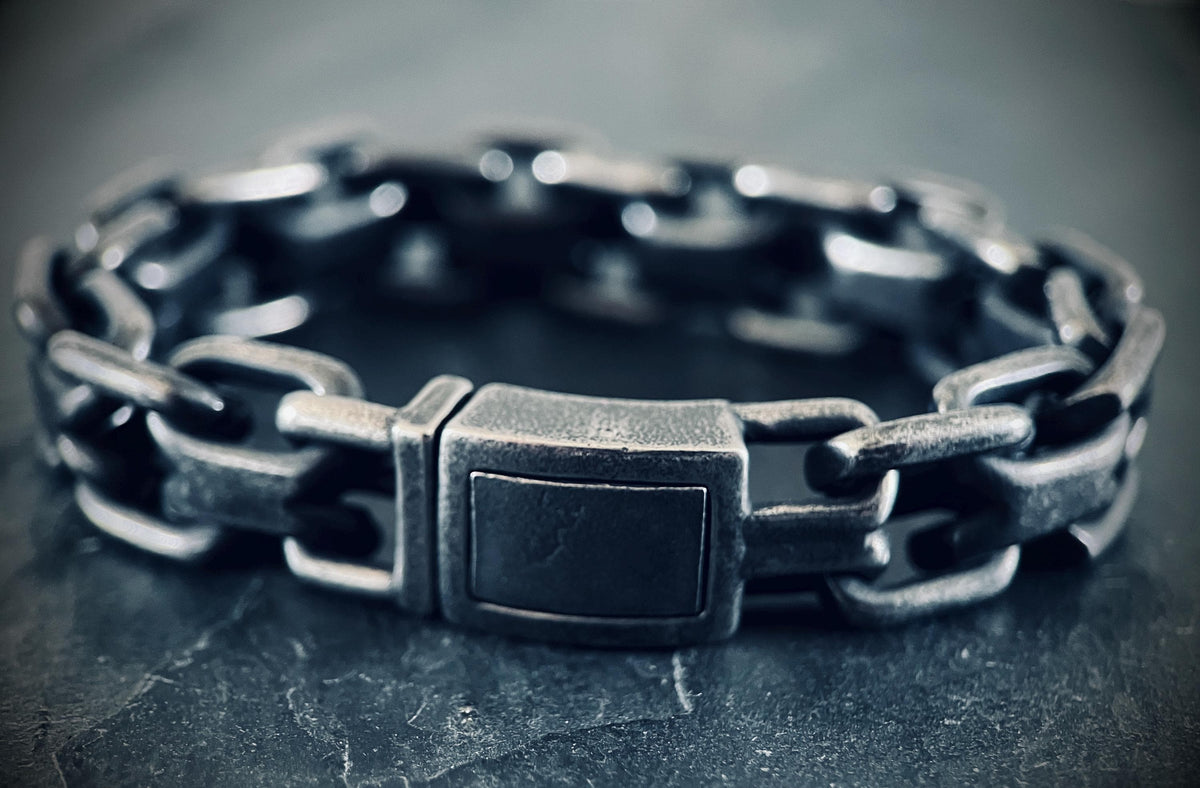 Mens Chunky Blackened Stainless Steel Chain Bracelet: Heavy Duty Oxidized Finish