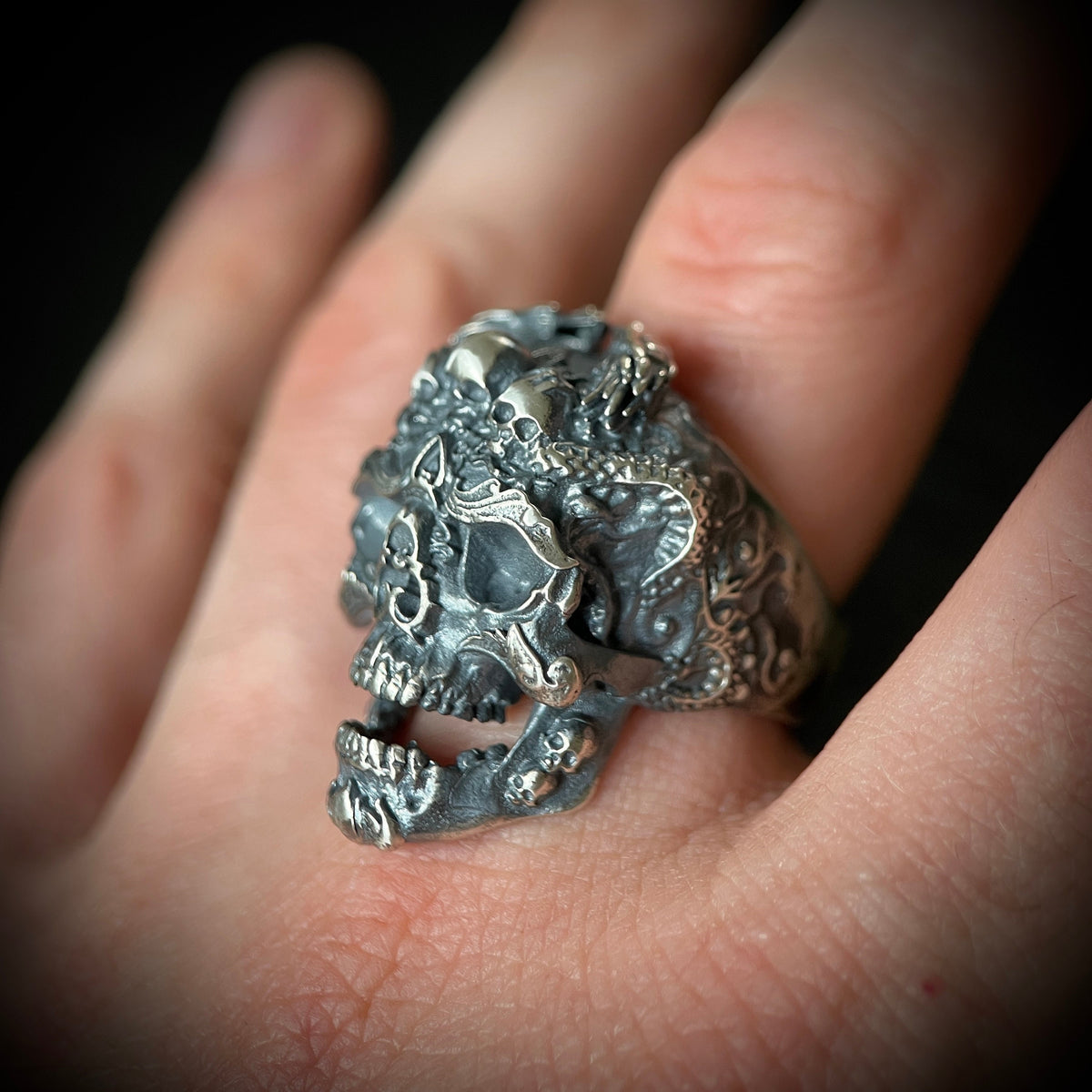 Distressed 925 Solid Sterling Silver Chunky Highly Detailed Ornate Handmade Carved Dragon Skull Ring
