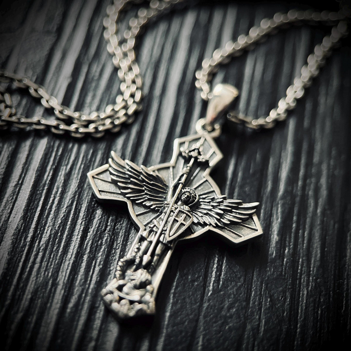 925 Solid Sterling Silver Engraved Rustic Archangel Michael Pendant & Cable Chain Necklace