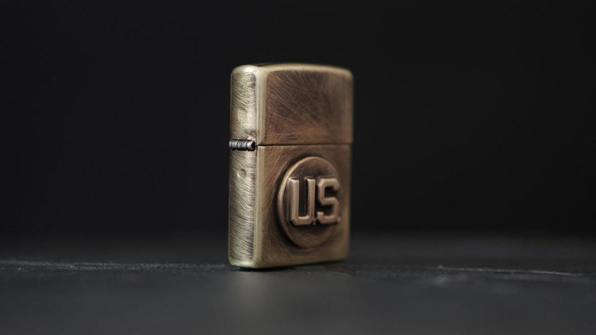Customised Distressed & Oxidised Vintage Patina Style Solid Aged Brass Metal Zippo Lighter with U.S. Army Badge Emblem / EDC
