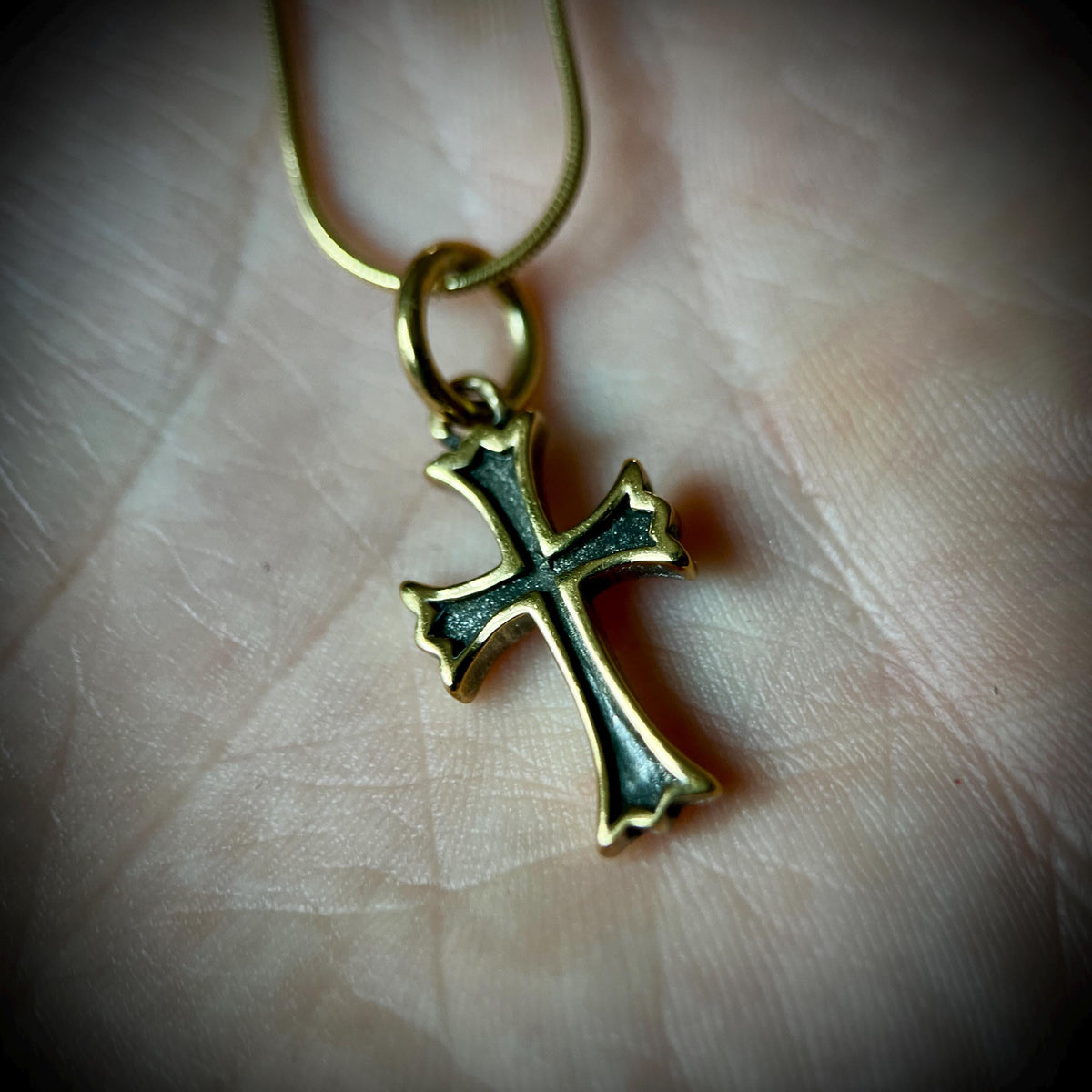 24ct Gold Handmade Small Crucifix Cross Pendant & Matching Necklace with Presentation Gift Box