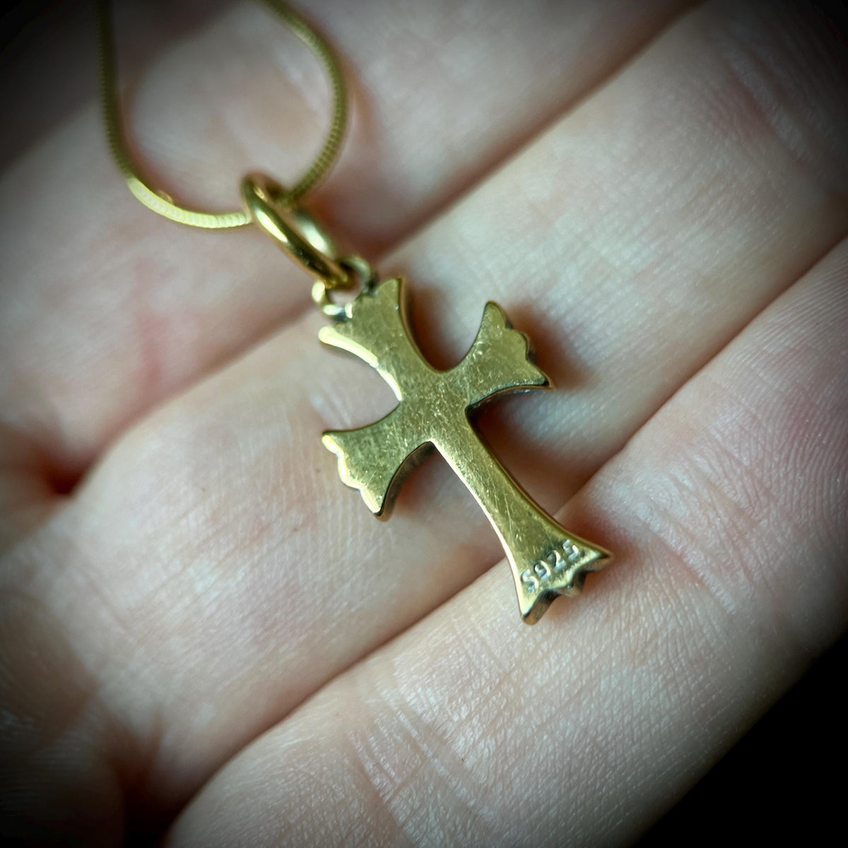 24ct Gold Handmade Small Crucifix Cross Pendant & Matching Necklace with Presentation Gift Box