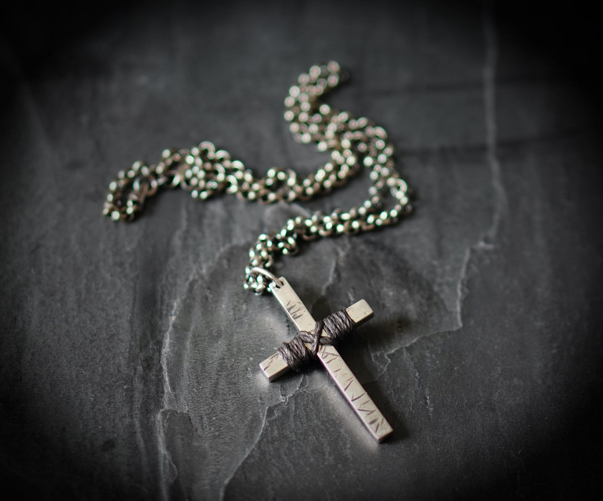 Distressed Solid Sterling Silver 925 Rustic Oxidised Cross Crucifix Pendant with Matching 22" inch Necklace Chain