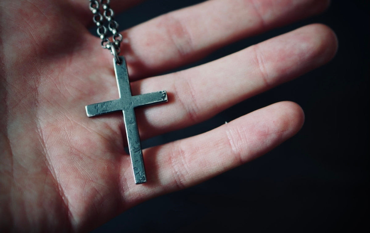 Rustic Oxidised Distressed 925 Sterling Silver Cross Pendant & 24" Rolo Chain Necklace