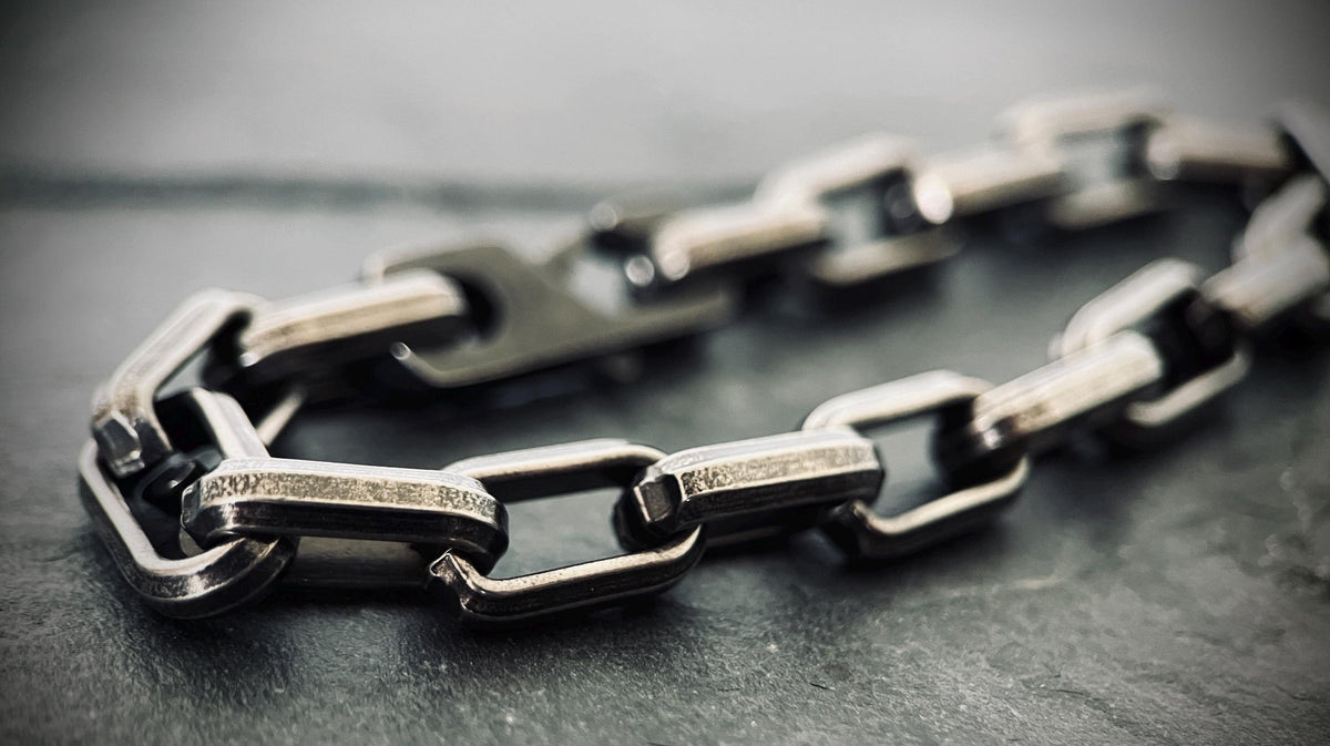 Rustic Oxidised Stainless Steel Matte Blackened Silver Thick Chunky Heavy Cable Link Chain Bracelet