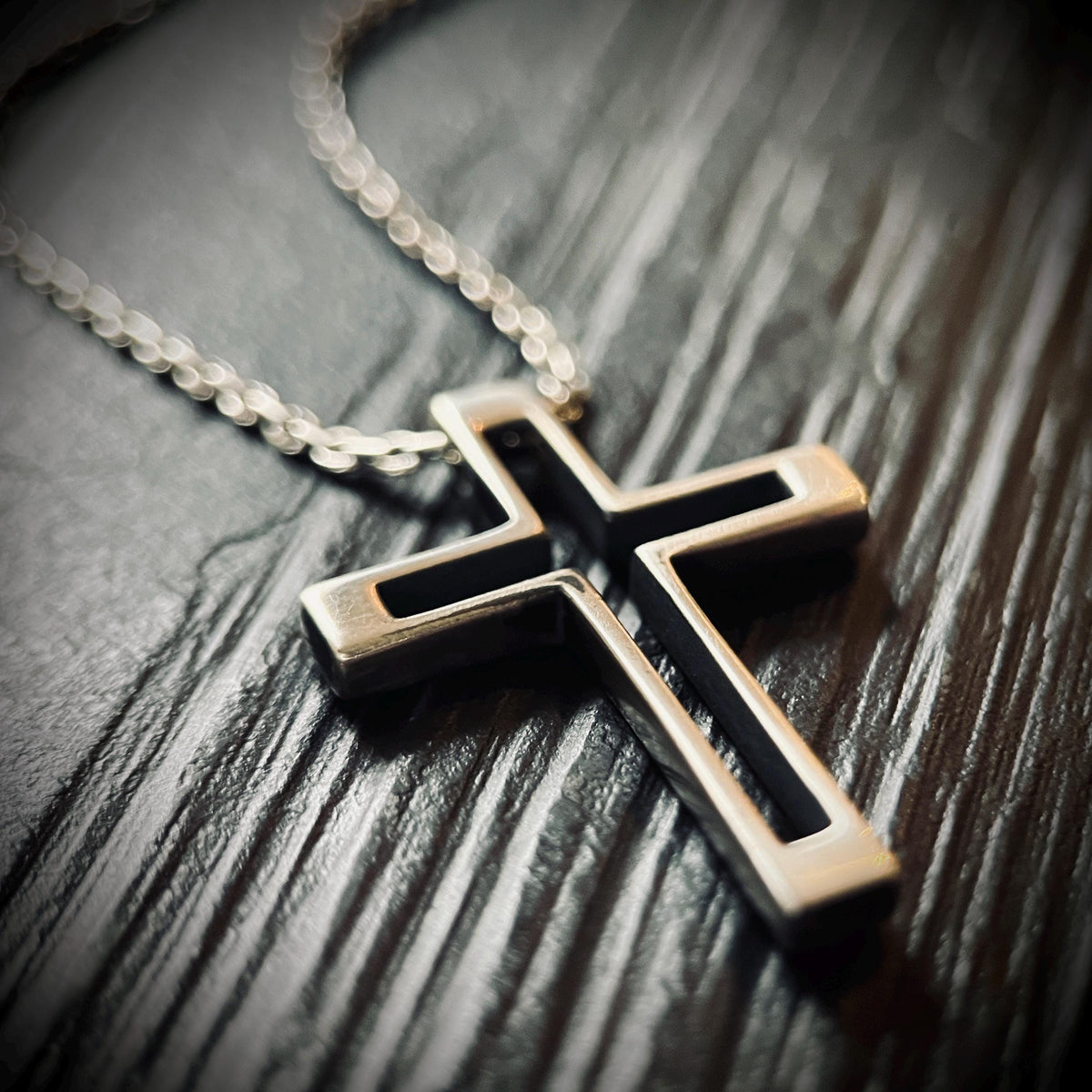 Small Minimalist Rustic Oxidised Distressed Silver Cross Crucifix Pendant & 50cm Cable Necklace Chain