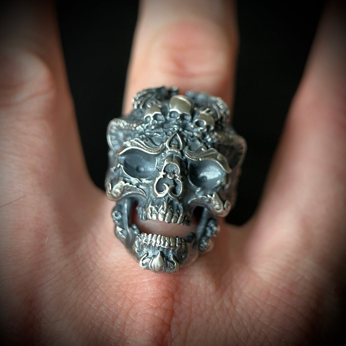 Distressed 925 Solid Sterling Silver Chunky Highly Detailed Ornate Handmade Carved Dragon Skull Ring