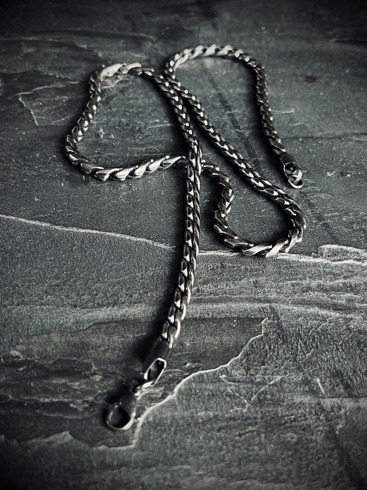 Oxidised Simple Stainless Steel Matte Silver Thick Chunky Heavy Wheat Chain Necklace - Mens / Style / Minimalist - 60cm