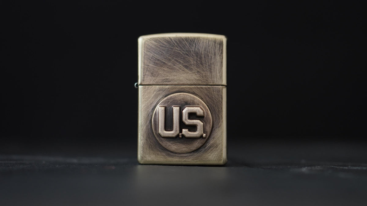 Customised Distressed & Oxidised Vintage Patina Style Solid Aged Brass Metal Zippo Lighter with U.S. Army Badge Emblem / EDC